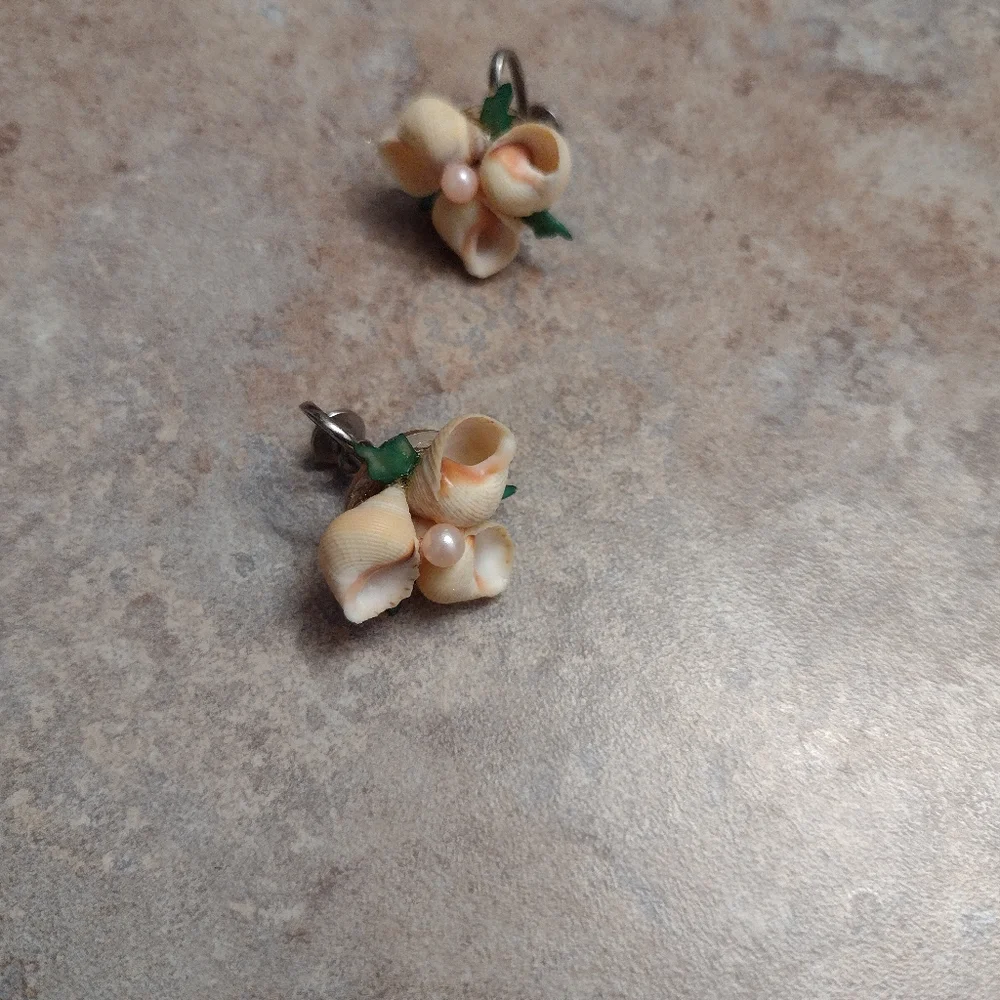 Hearing - Picture 3 of 3